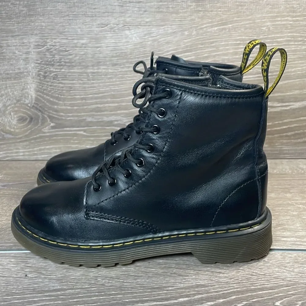 Dr Martens Delaney Little Girl Sz 2 Black Leather 8-Eye Lace Up Zip Combat Boots